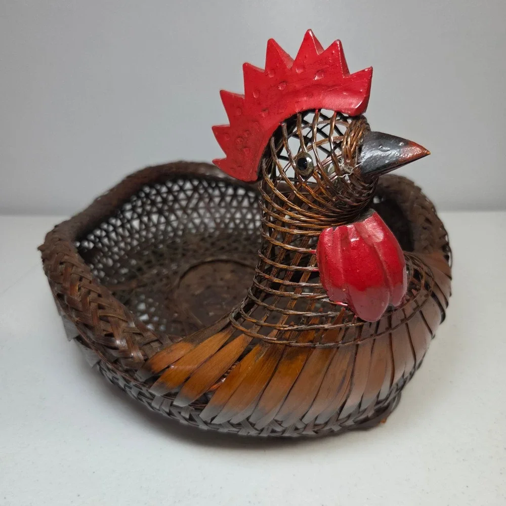 Chicken‎ Rooster Basket Wicker 14 Inch Farmhouse Decor Brown Red Cottagecore